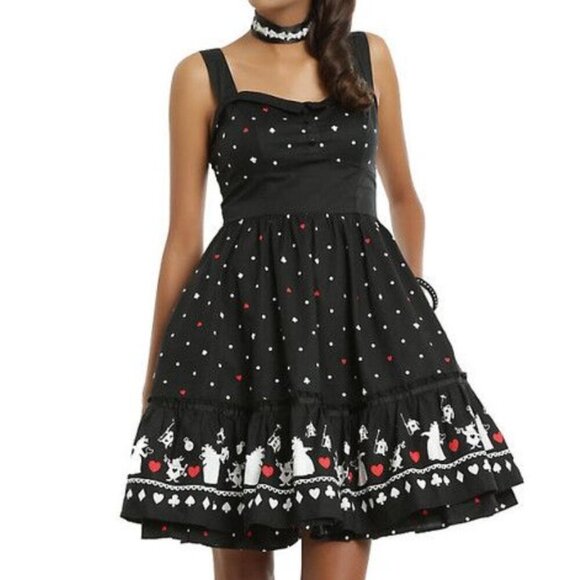 Disney Hot Topic Alice In Wonderland Dress Queen Retro Black Pinup XS - Picture 1 of 10
